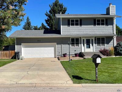 4814 Steamboat Cir, House other with 3 bedrooms, 1 bathrooms and null parking in Rapid City SD | Image 1