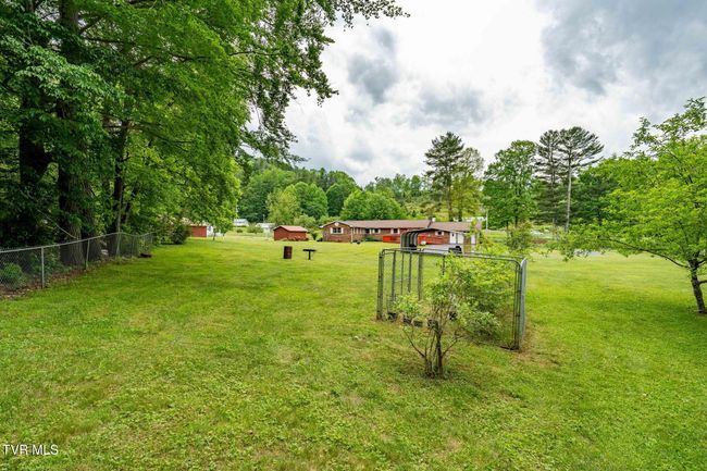 1867 Gentry Creek Rd, House other with 3 bedrooms, 2 bathrooms and null parking in Laurel Bloomery TN | Image 36