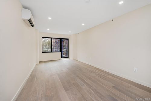 3641 Johnson Ave, Bronx, NY, 10463-1604 | Card Image