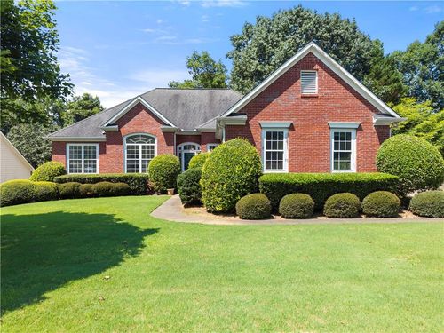 4050 Magnolia Leaf Ln, Suwanee, GA, 30024-2393 | Card Image