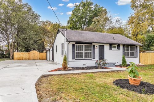 1902 Meadowgreen Dr, Murfreesboro, TN, 37130-5333 | Card Image