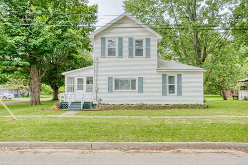 301 Ferry St, Corunna, MI, 48817-1016 | Card Image