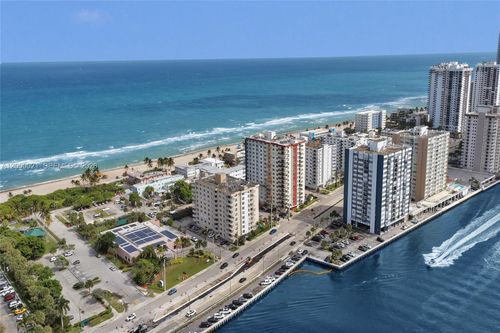 apt-302-1401 S Ocean Dr, Hollywood, FL, 33019-2309 | Card Image