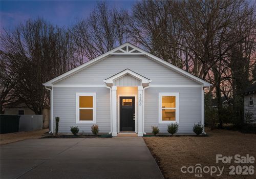 1906 Wilson W Lee Blvd, Statesville, NC, 28677-7140 | Card Image