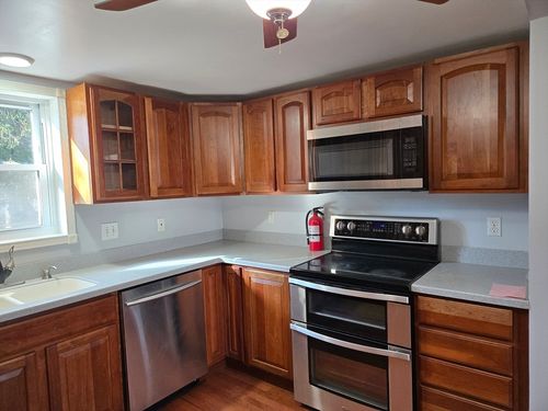 45 Oak St, Taunton, MA, 02780-3011 | Card Image