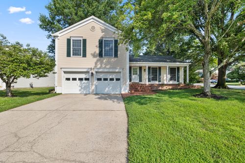 4500 Stone Pine Ct, CHANTILLY, VA, 20151-2436 | Card Image