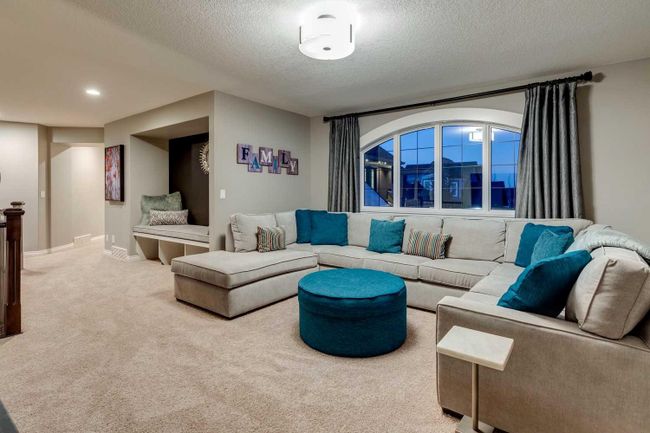 123 Mahogany Bay Se, Home with 4 bedrooms, 3 bathrooms and 7 parking in Calgary AB | Image 20