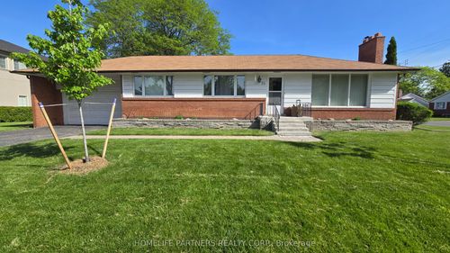 26 Leland Ave, Etobicoke, ON, M8Z2X7 | Card Image