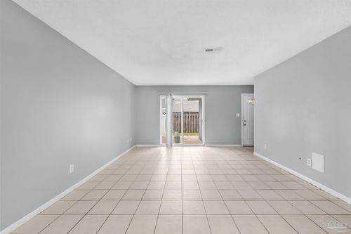 apt-b-3353 Green Briar Cir, Gulf Breeze, FL, 32563-2883 | Card Image