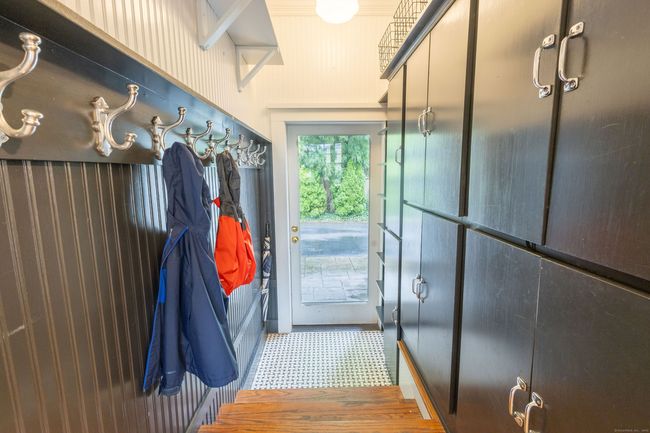 336 Main St, House other with 5 bedrooms, 2 bathrooms and null parking in Wethersfield CT | Image 14