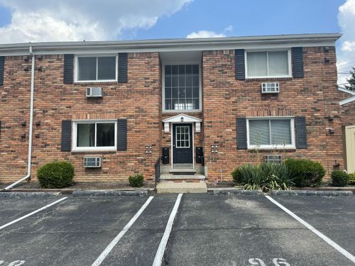 unit-96-31831 Grand River Ave, Farmington, MI, 48336-4155 | Card Image