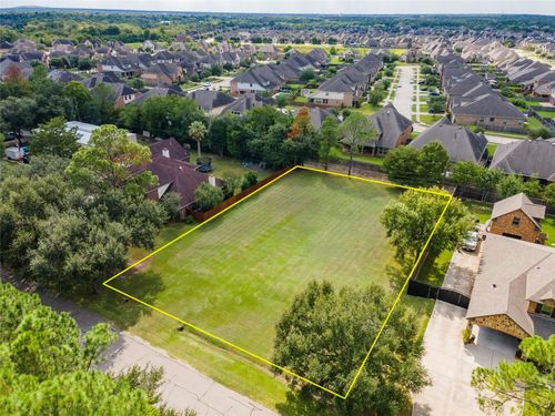 2930 Massengale Ln, Webster, TX, 77598-5805 | Card Image