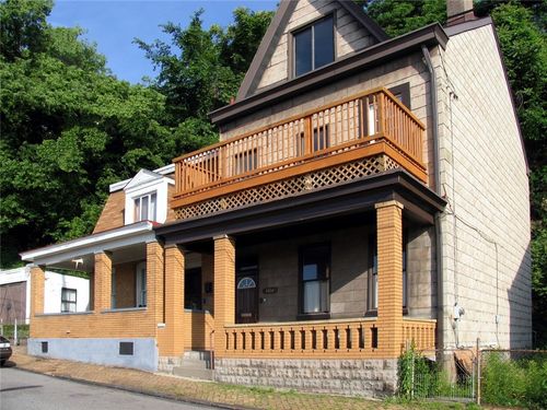 2-1004 Goehring St, Pittsburgh, PA, 15212-4212 | Card Image