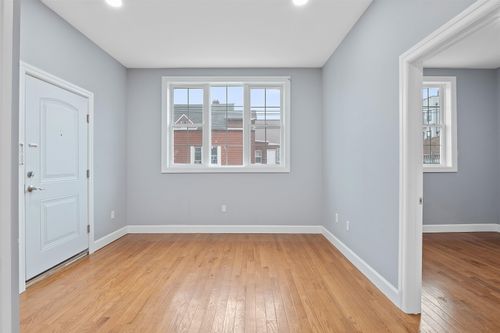 1r-100 Griffith St, Jersey City, NJ, 07307-2106 | Card Image