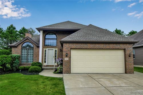 8476 Chadway Ct, Buffalo, NY, 14221-8523 | Card Image