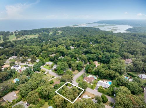 38 Landing Ln, Port Jefferson, NY, 11777-1107 | Card Image
