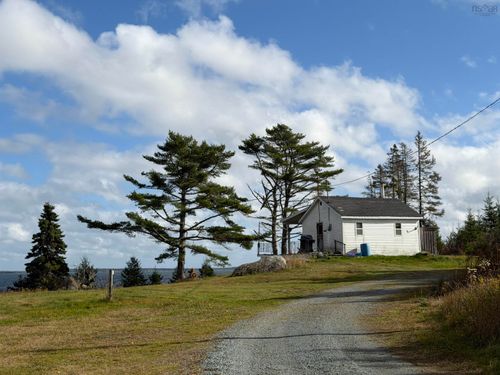 18726 7 Highway, Tangier, NS, B0J3H0 | Card Image