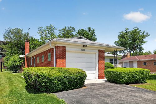 1400 London Lane, Glenview, IL, 60025 | Card Image