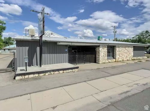 875 S Redwood Rd, Salt Lake City, UT, 84104-3601 | Card Image