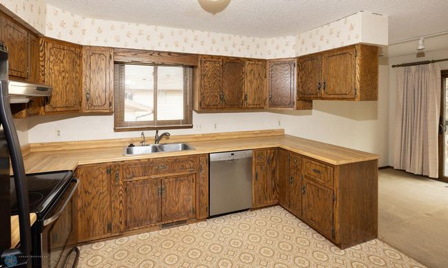 Kitchen | Image 18