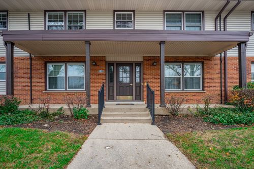 c-209 Washington Sq, Elk Grove Village, IL, 60007-4250 | Card Image