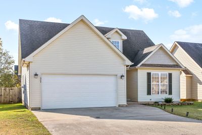 524 Oakmont Dr N, House other with 3 bedrooms, 2 bathrooms and 4 parking in Clarksville TN | Image 3