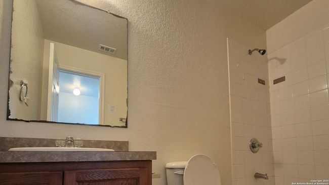 100 Hinge Iron, House other with 4 bedrooms, 3 bathrooms and null parking in Cibolo TX | Image 18