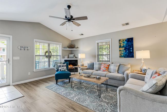 107 Ne 24 Th St, House other with 3 bedrooms, 2 bathrooms and null parking in Oak Island NC | Image 8