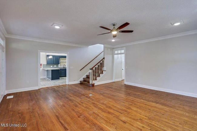 10-300 Monterey Dr | Image 10