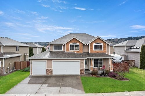 1515 Daffodil Ave Ne, Orting, WA, 98360-7476 | Card Image
