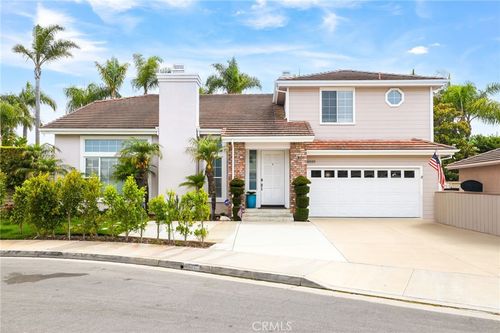 6885 Cambria Cove Cir, Huntington Beach, CA, 92648-2640 | Card Image