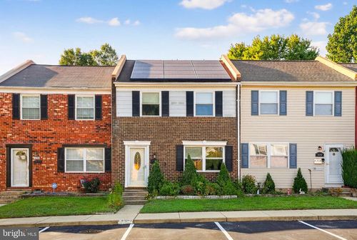 1694 Forest Hill Ct, CROFTON, MD, 21114-1828 | Card Image