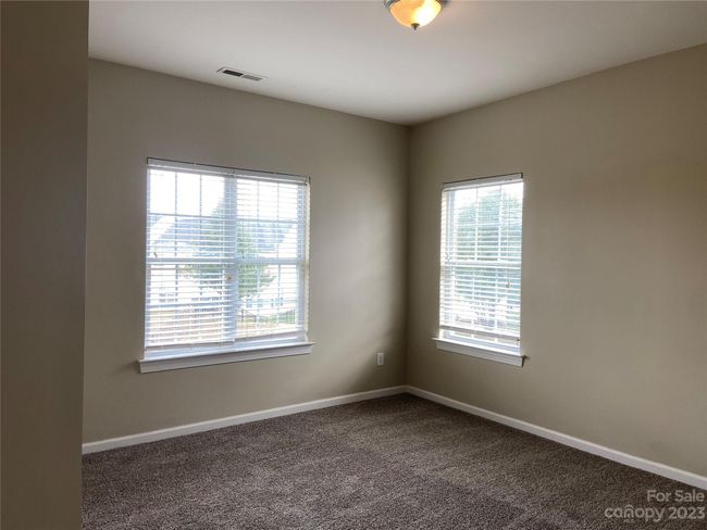 Main level bedroom | Image 12