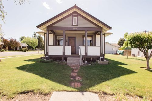 599 S Ada St, Glenns Ferry, ID, 83623-2597 | Card Image