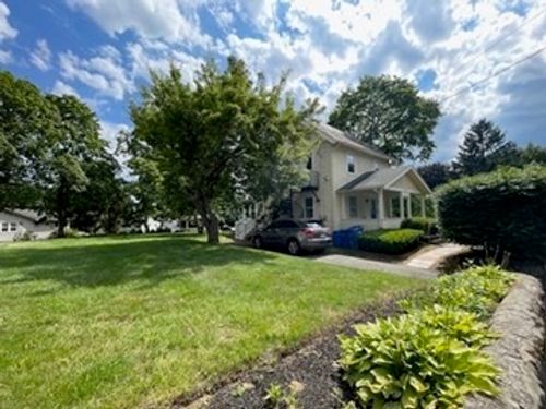 192 Salem St, Wakefield, MA, 01880-1941 | Card Image