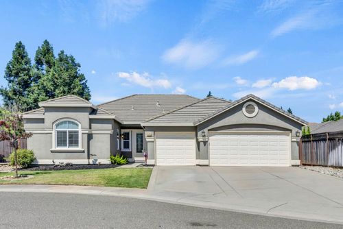 9688 Pasture Rose Ct, Elk Grove, CA, 95624-6070 | Card Image