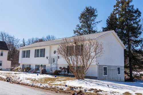 237 Brady Ave, Hawthorne, NY, 10532-1813 | Card Image