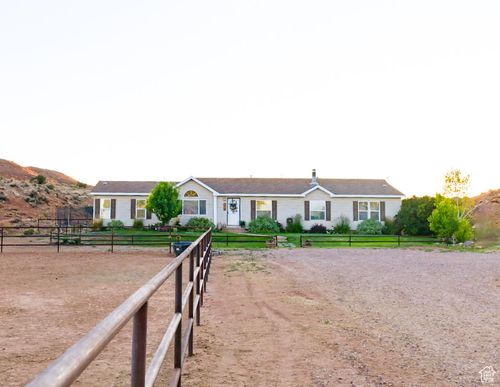 5375 N Canal Rd, Lapoint, UT, 84039 | Card Image