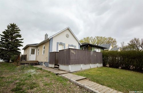 2070 Reynolds St, Regina, SK, S4N3M8 | Card Image