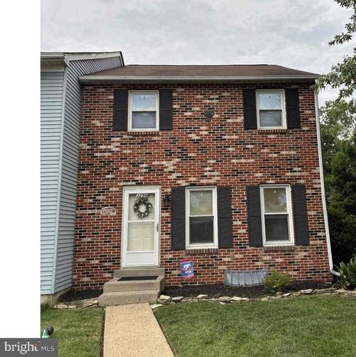 3296 Roxbury Rd, HATFIELD, PA, 19440-4142 | Card Image