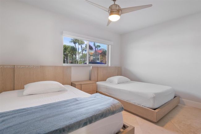 APT-108 - 4000 Ne 170 Th St, Condo with 3 bedrooms, 2 bathrooms and null parking in North Miami Beach FL | Image 19