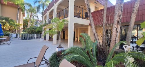 apt-a402-9301 Sw 92nd Ave, Miami, FL, 33176-2140 | Card Image