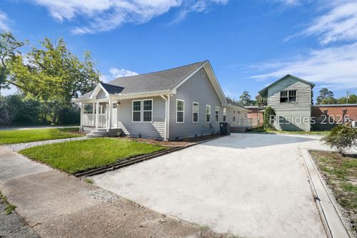 401 Mulberry St W, Hampton, SC, 29924-3258 | Card Image