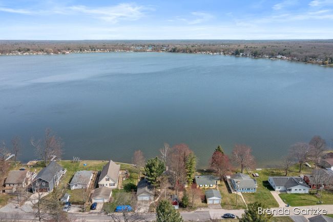 1599 Clearwater Dr, House other with 3 bedrooms, 2 bathrooms and null parking in Grant MI | Image 34