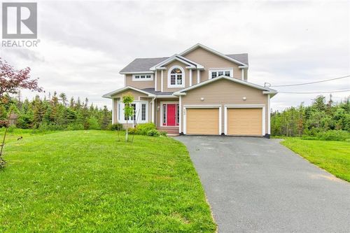 103 Red Cliff Rd, Logy Bay, NL, A1K3G2 | Card Image
