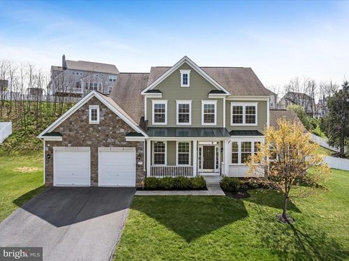 77 Wilderness Ct, HARPERS FERRY, WV, 25425-2513 | Card Image