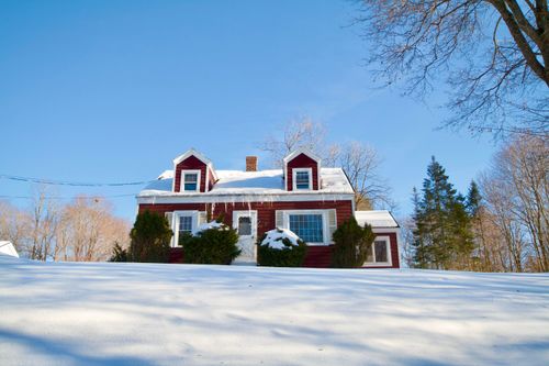 103 Pleasant Street, Dexter, ME, 04930 | Card Image