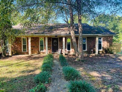 1917 Crestview Street, House other with 4 bedrooms, 2 bathrooms and null parking in Jonesboro AR | Image 1