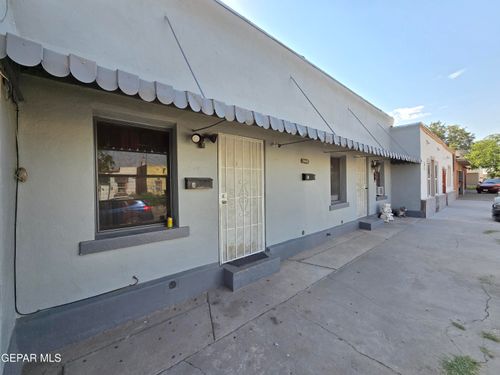 d-906 S Tays St, El Paso, TX, 79901-3538 | Card Image