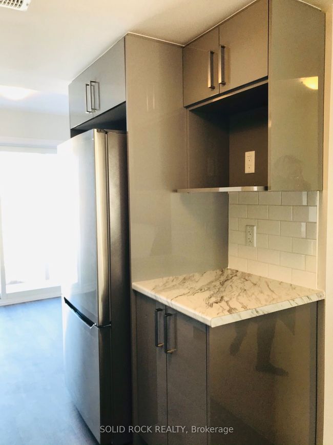 C - 601 Chapman Mills Dr, Condo with 2 bedrooms, 3 bathrooms and null parking in Nepean ON | Image 9